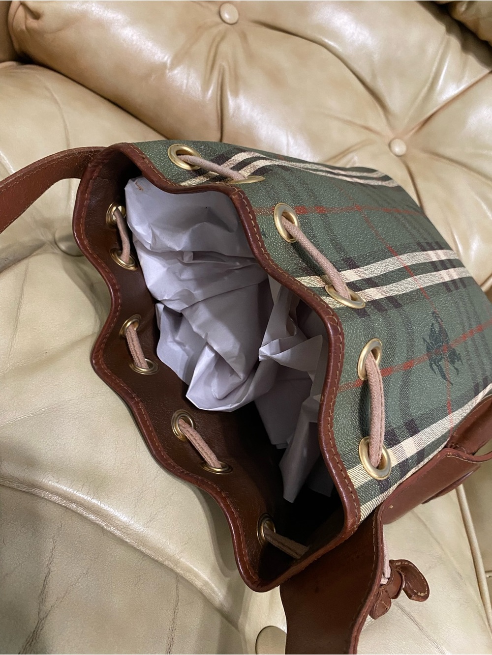 Vintage Burberry Sling Bag Drawstring Olive Haymarket Check Canvas Leather - Picture 13 of 16